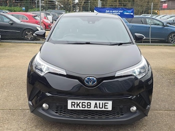 Used Toyota C-HR 2018 for sale - 78285645: Photo