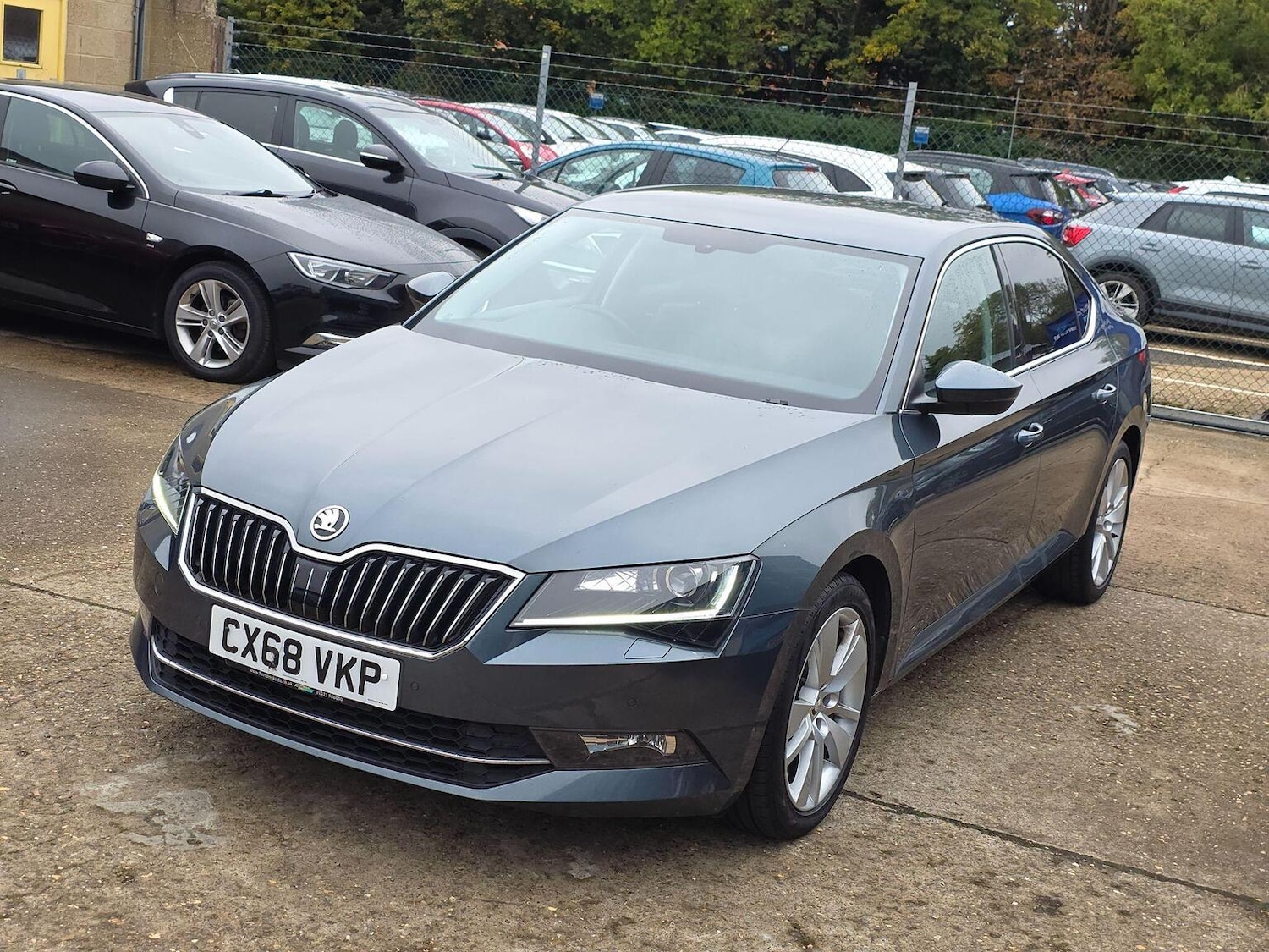 Used Skoda Superb 2018 for sale - 76198158: Photo 4