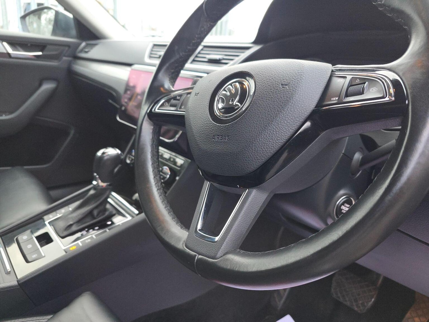 Used Skoda Superb 2018 for sale - 76198158: Photo 41