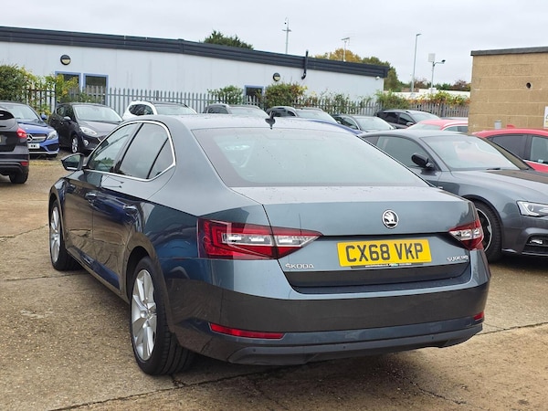 Used Skoda Superb 2018 for sale - 76198158: Photo 9