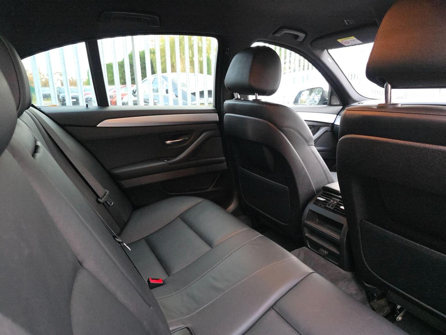 Used BMW 5 Series 2014 for sale - 76107372: Photo 12