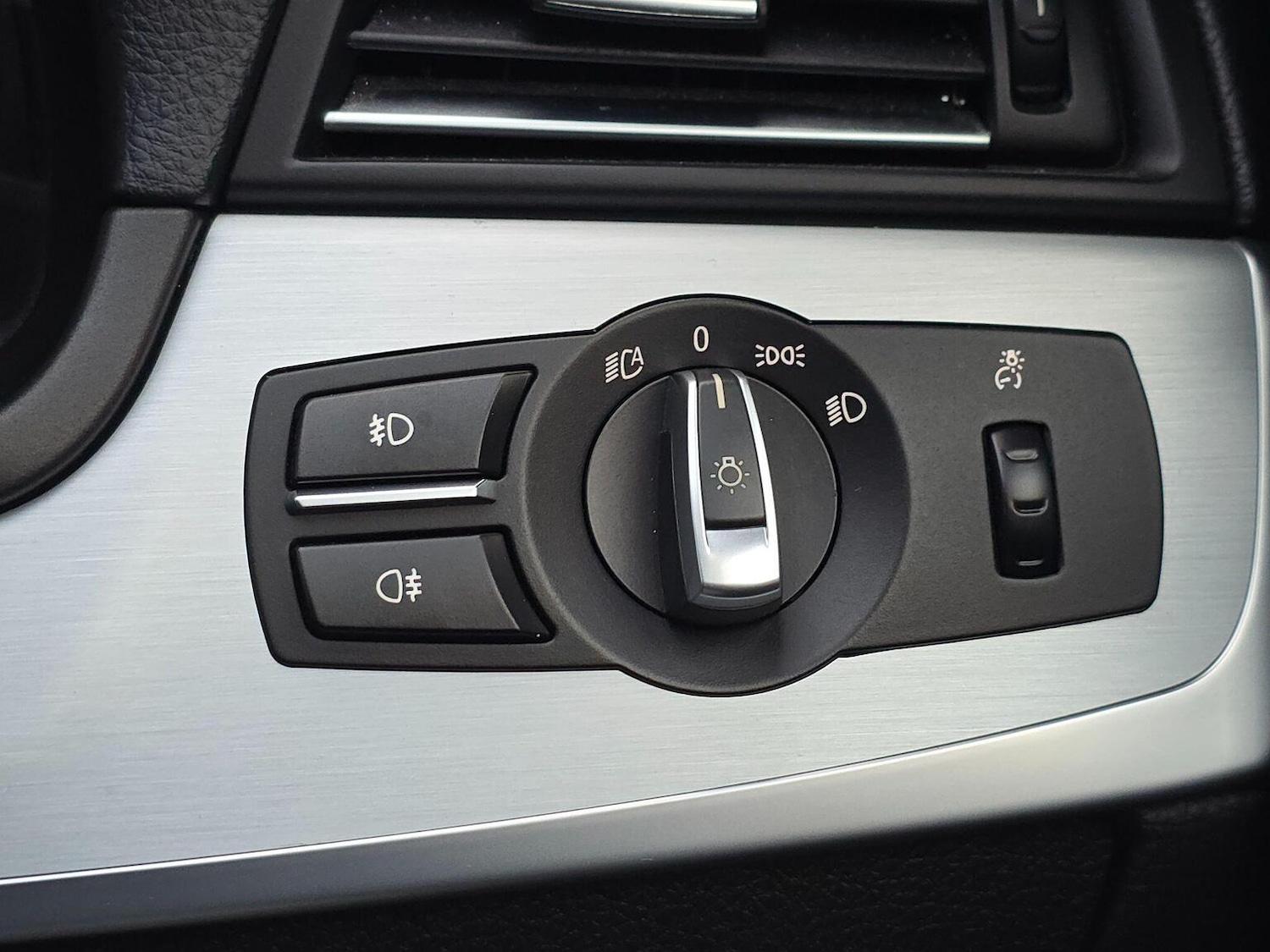 Used BMW 5 Series 2014 for sale - 76107372: Photo 16