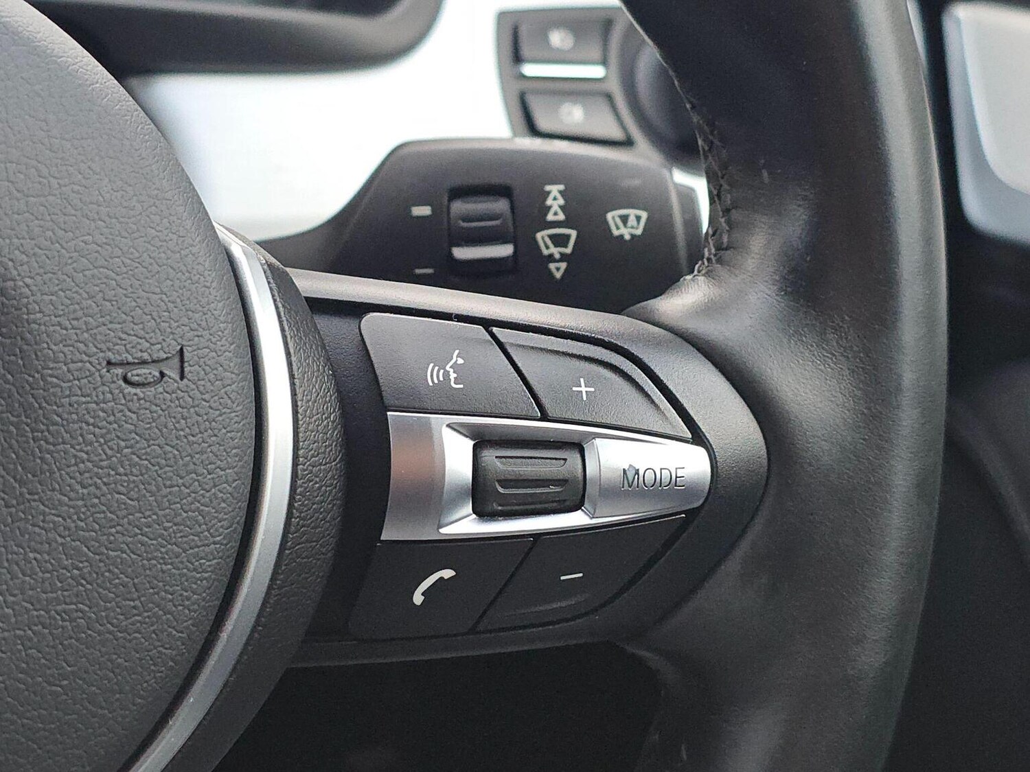 Used BMW 5 Series 2014 for sale - 76107372: Photo 17