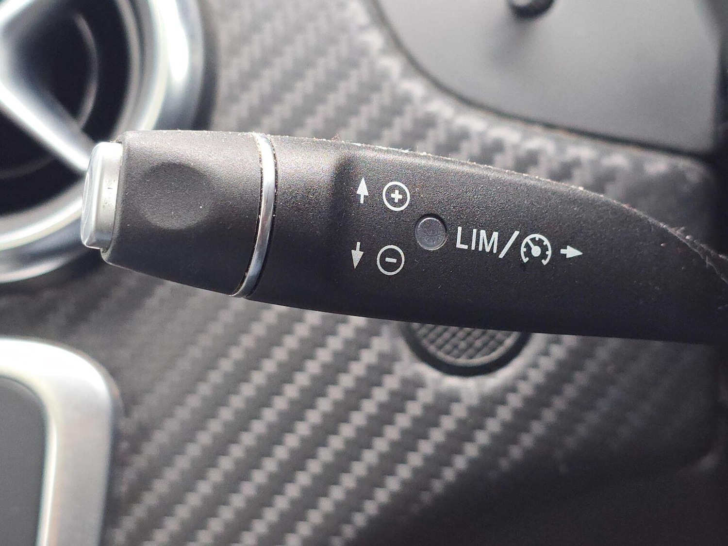 Used Mercedes-Benz A-Class 2017 for sale - 77681872: Photo 12