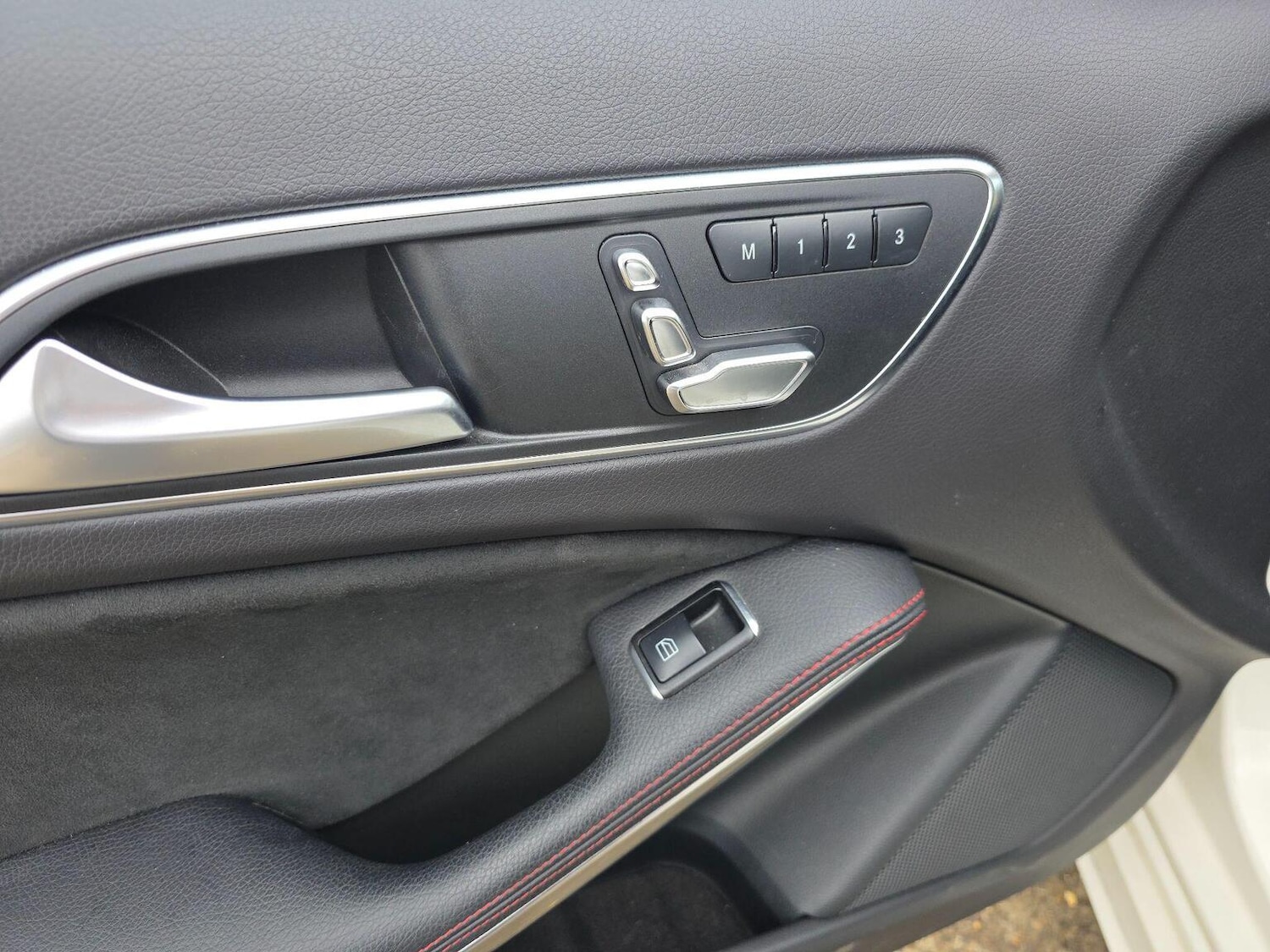 Used Mercedes-Benz A-Class 2017 for sale - 77681872: Photo 20