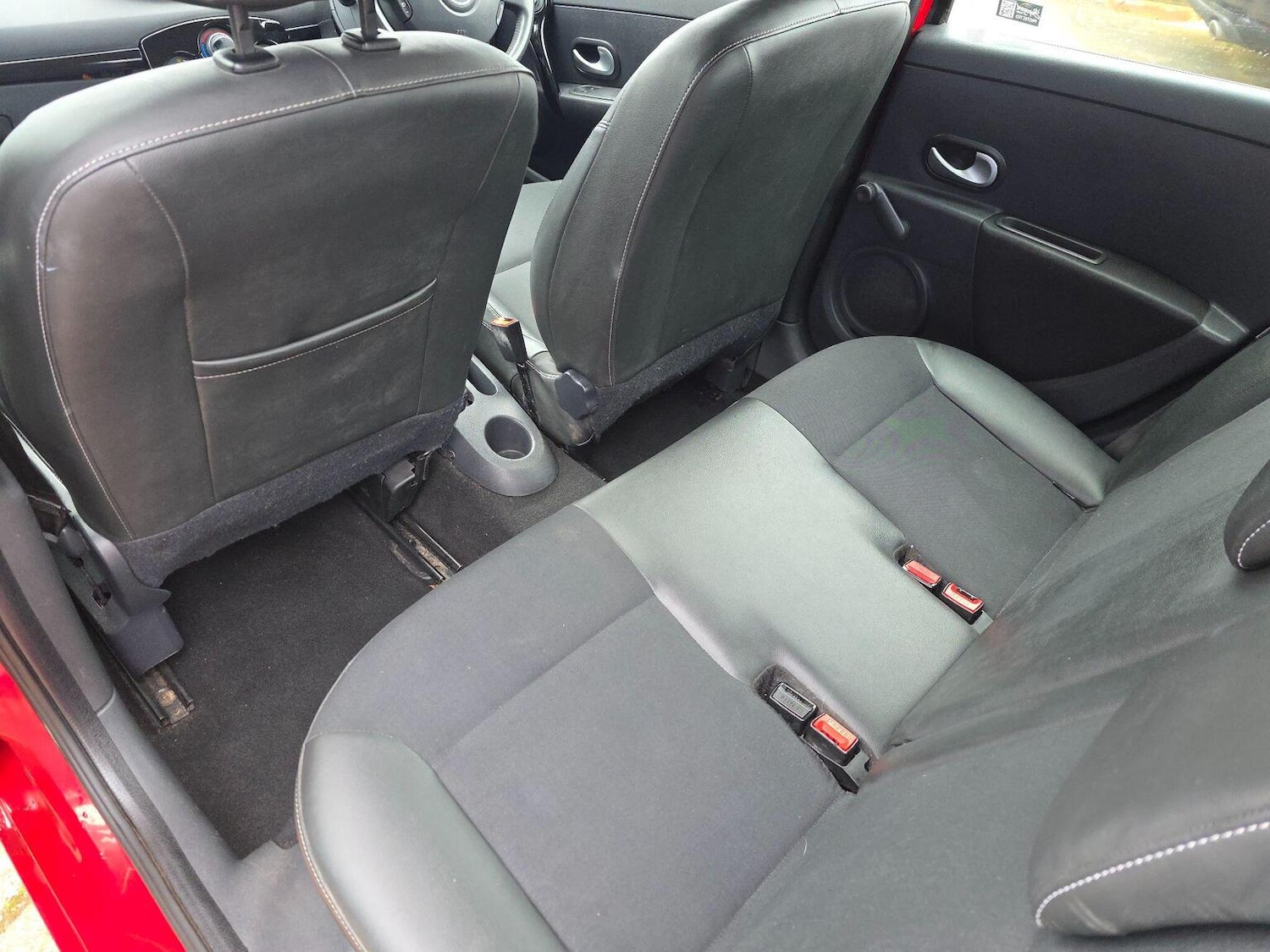 Used Renault Clio 2012 for sale - 77749925: Photo 15