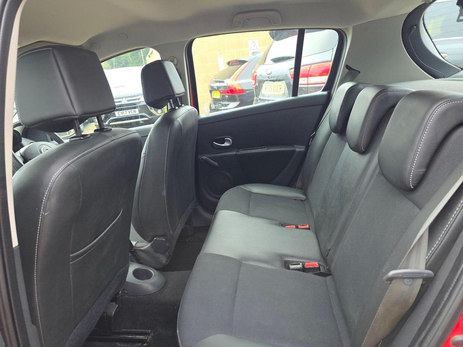 Used Renault Clio 2012 for sale - 77749925: Photo 16