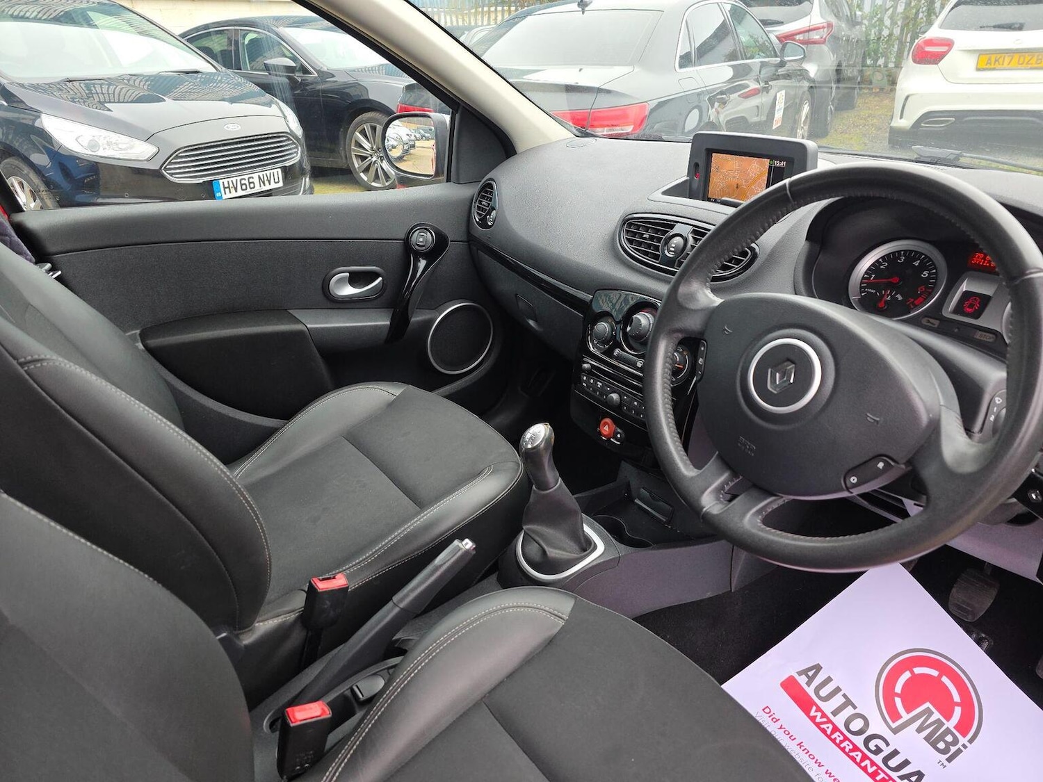 Used Renault Clio 2012 for sale - 77749925: Photo 2