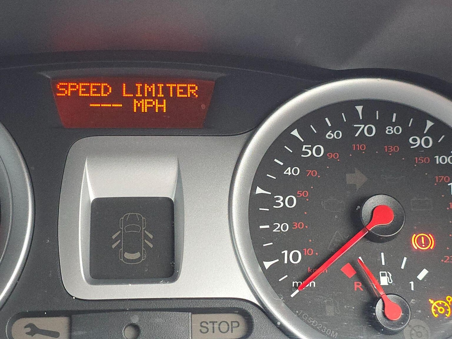 Used Renault Clio 2012 for sale - 77749925: Photo 23