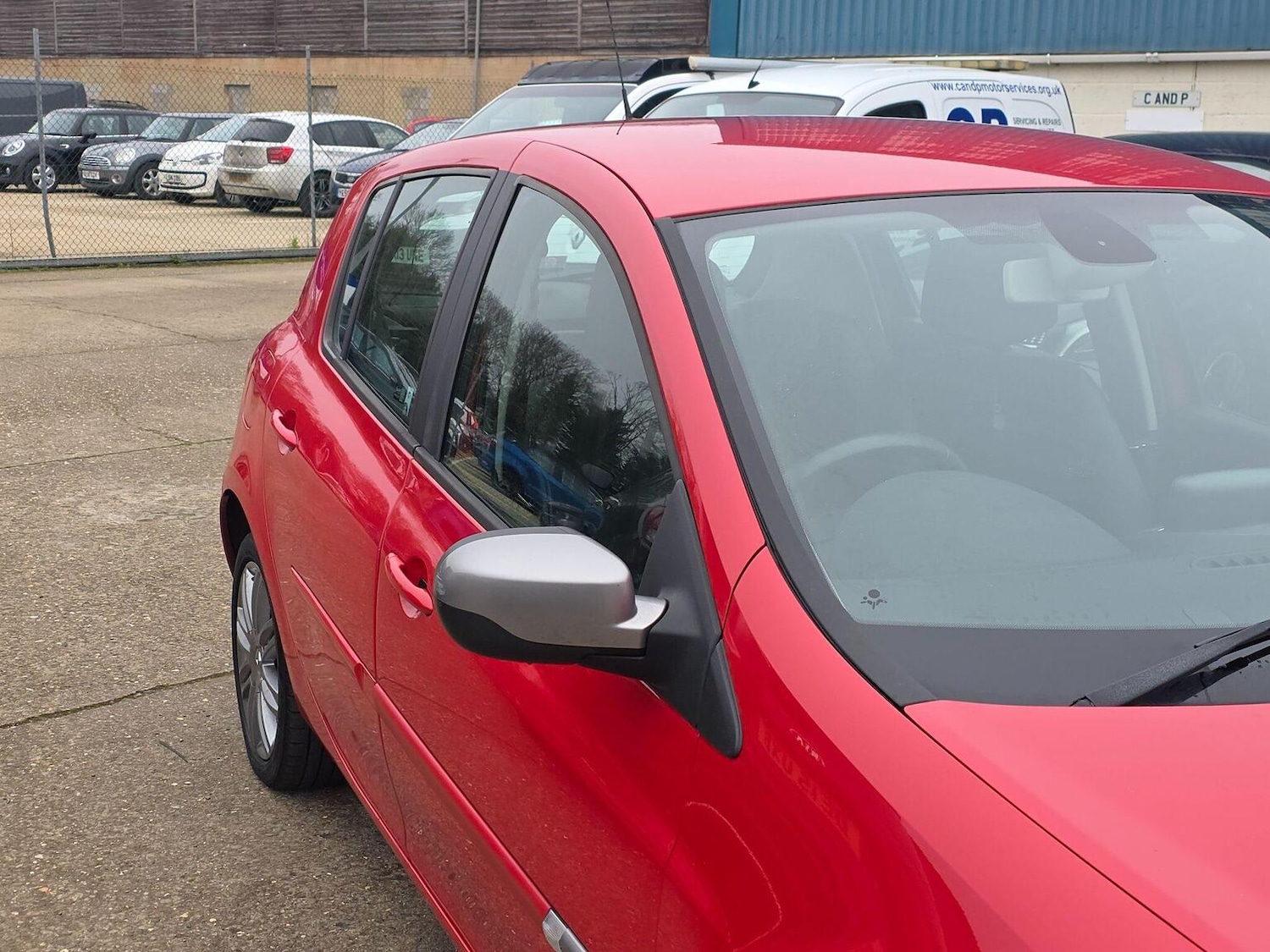 Used Renault Clio 2012 for sale - 77749925: Photo 27