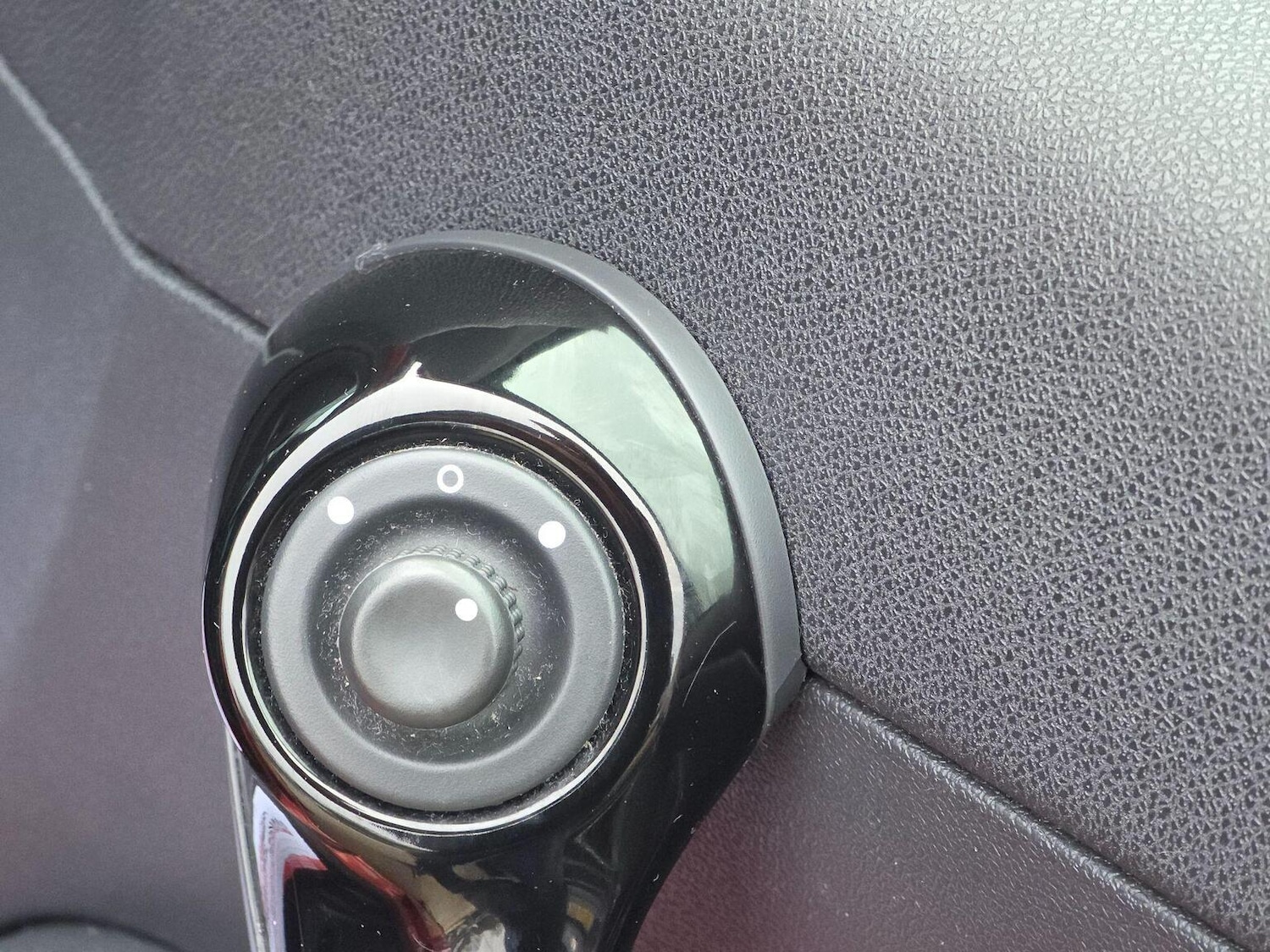 Used Renault Clio 2012 for sale - 77749925: Photo 32