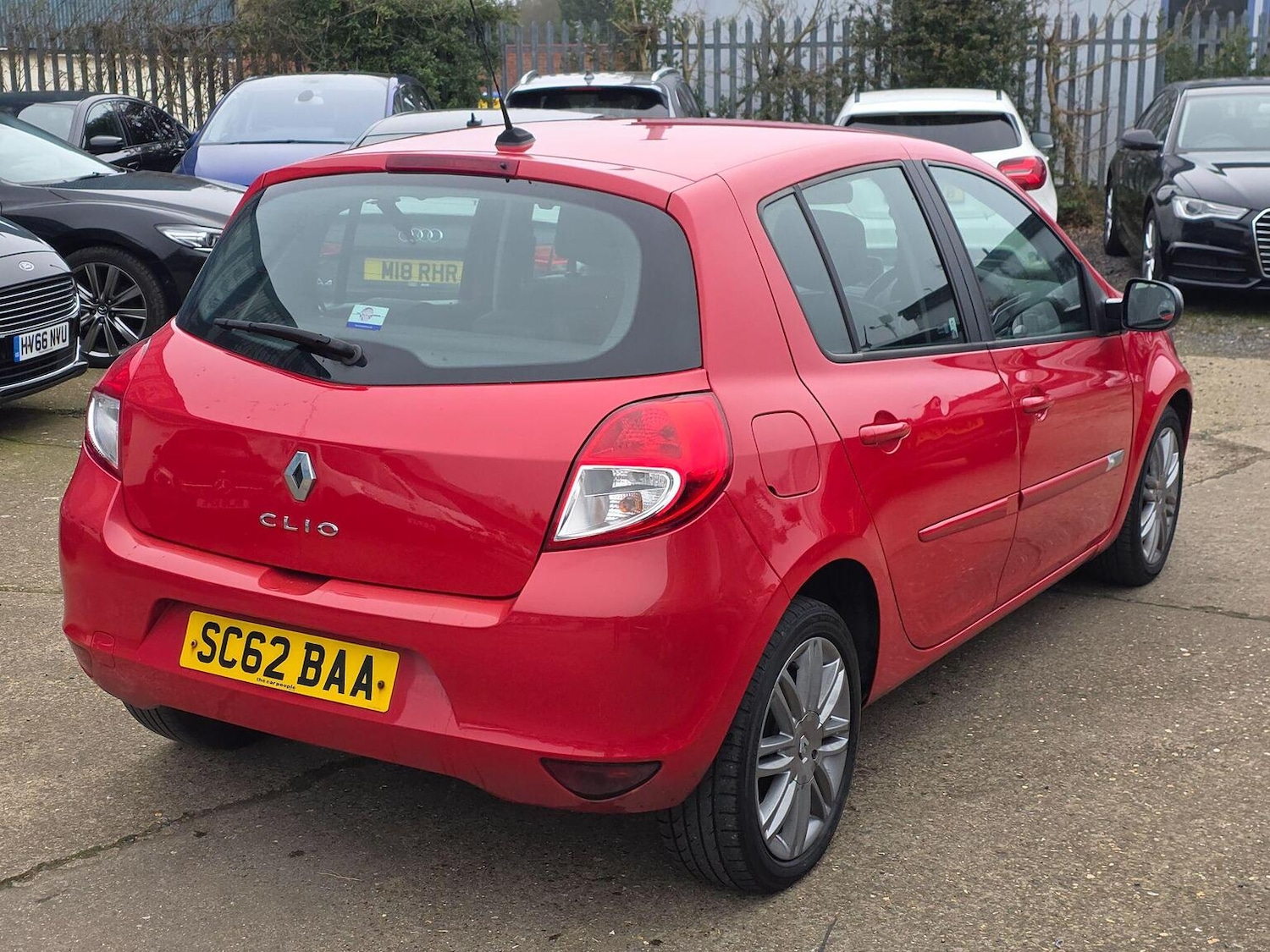 Used Renault Clio 2012 for sale - 77749925: Photo 8
