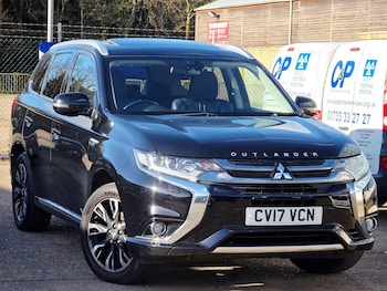 Used Mitsubishi Outlander 2017 for sale - 78057114: Photo