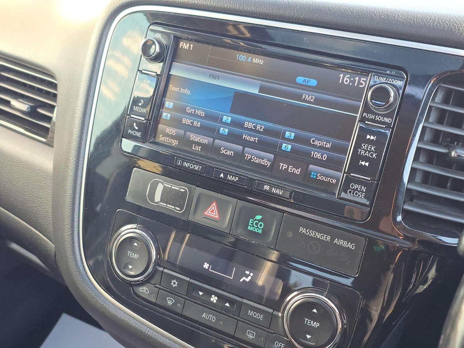 Used Mitsubishi Outlander 2017 for sale - 78057114: Photo 29