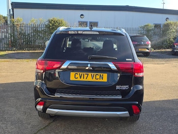 Used Mitsubishi Outlander 2017 for sale - 78057114: Photo