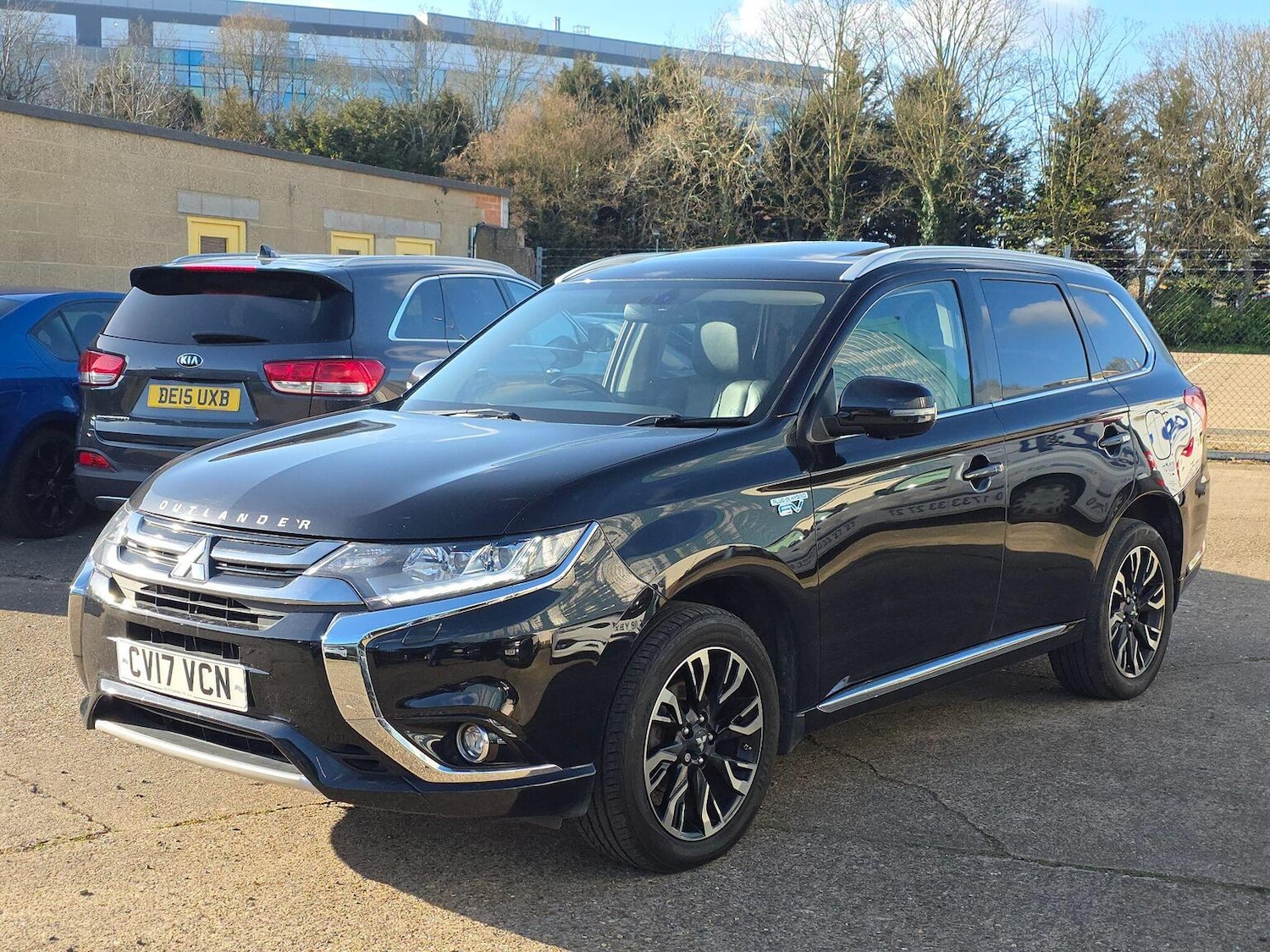 Used Mitsubishi Outlander 2017 for sale - 78057114: Photo 4