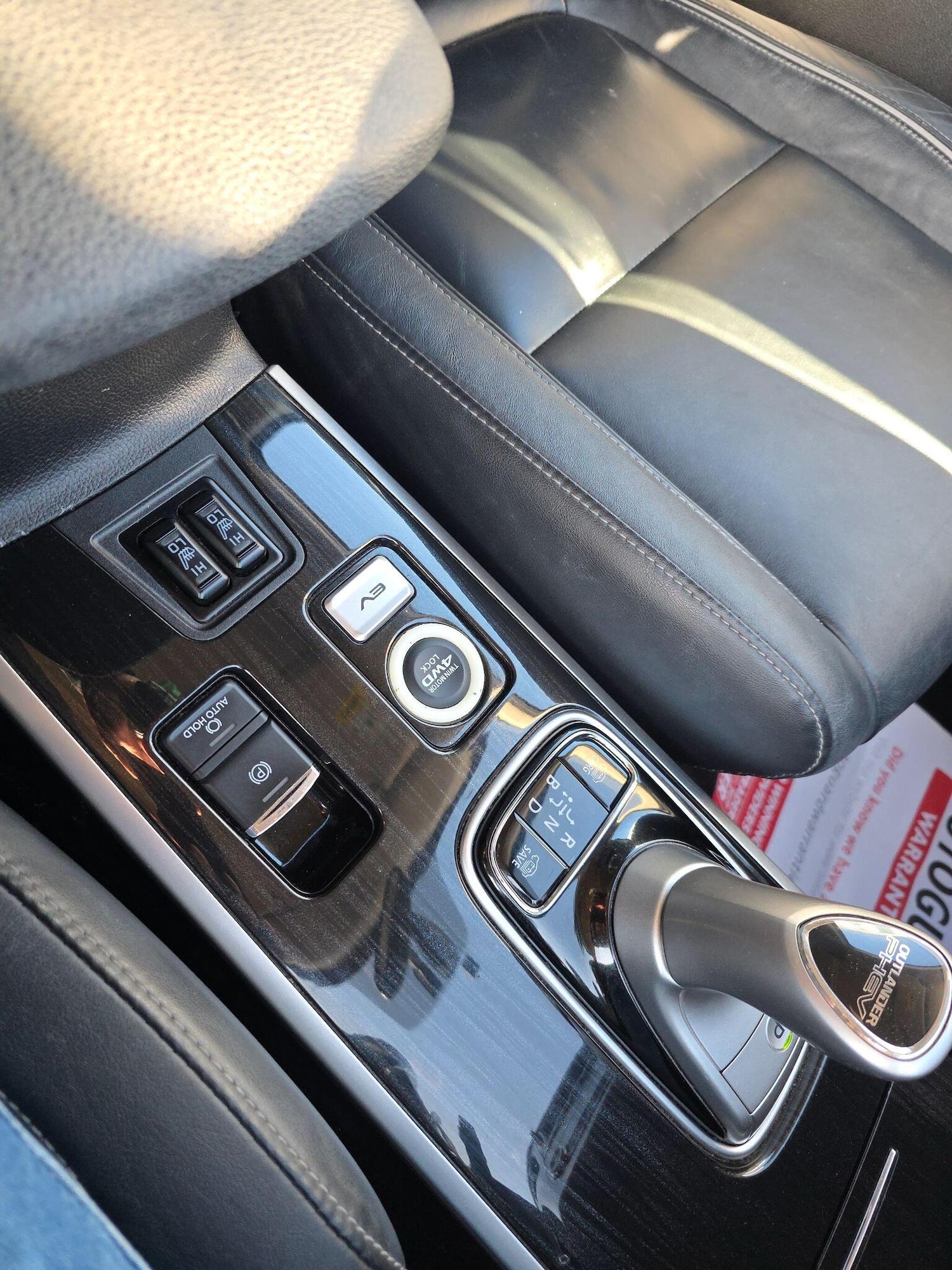 Used Mitsubishi Outlander 2017 for sale - 78057114: Photo 8