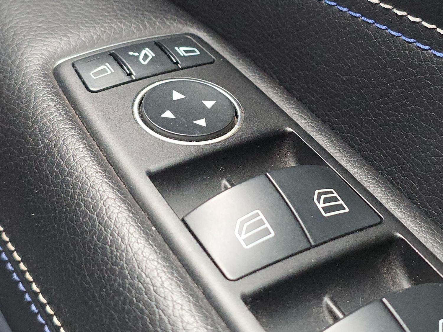 Used Mercedes-Benz E Class 2016 for sale - 78131596: Photo 19