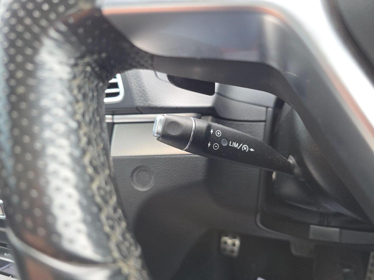 Used Mercedes-Benz E Class 2016 for sale - 78131596: Photo 40