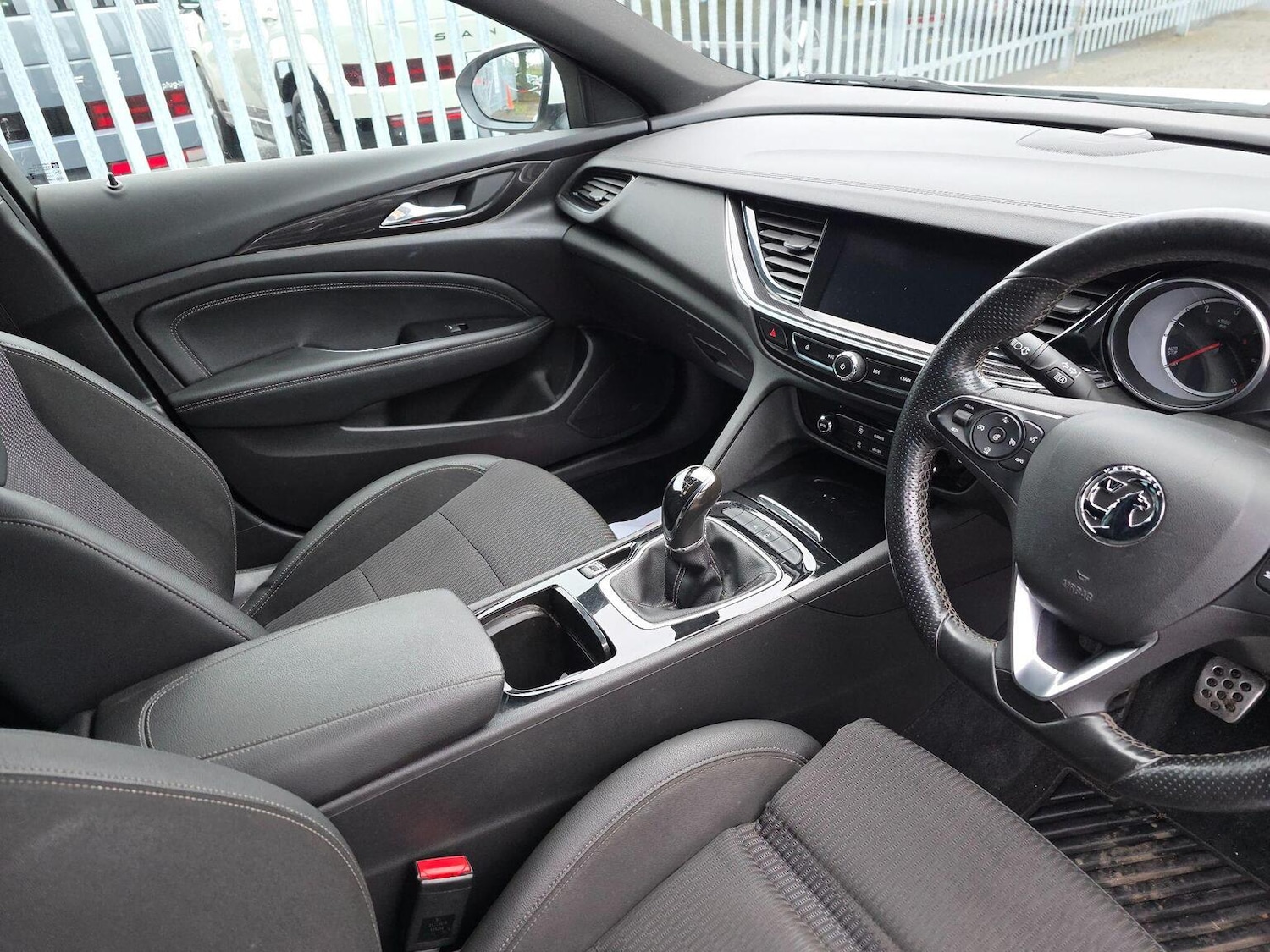 Used Vauxhall Insignia 2018 for sale - 77385335: Photo 10