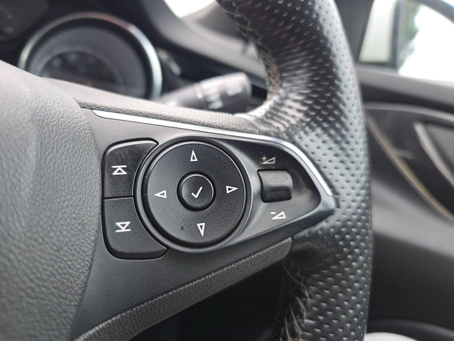 Used Vauxhall Insignia 2018 for sale - 77385335: Photo 19