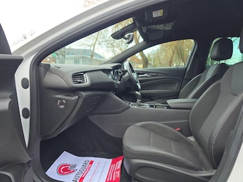 Used Vauxhall Insignia 2018 for sale - 77385335: Photo