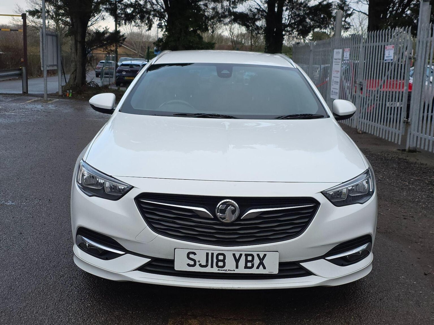 Used Vauxhall Insignia 2018 for sale - 77385335: Photo 4