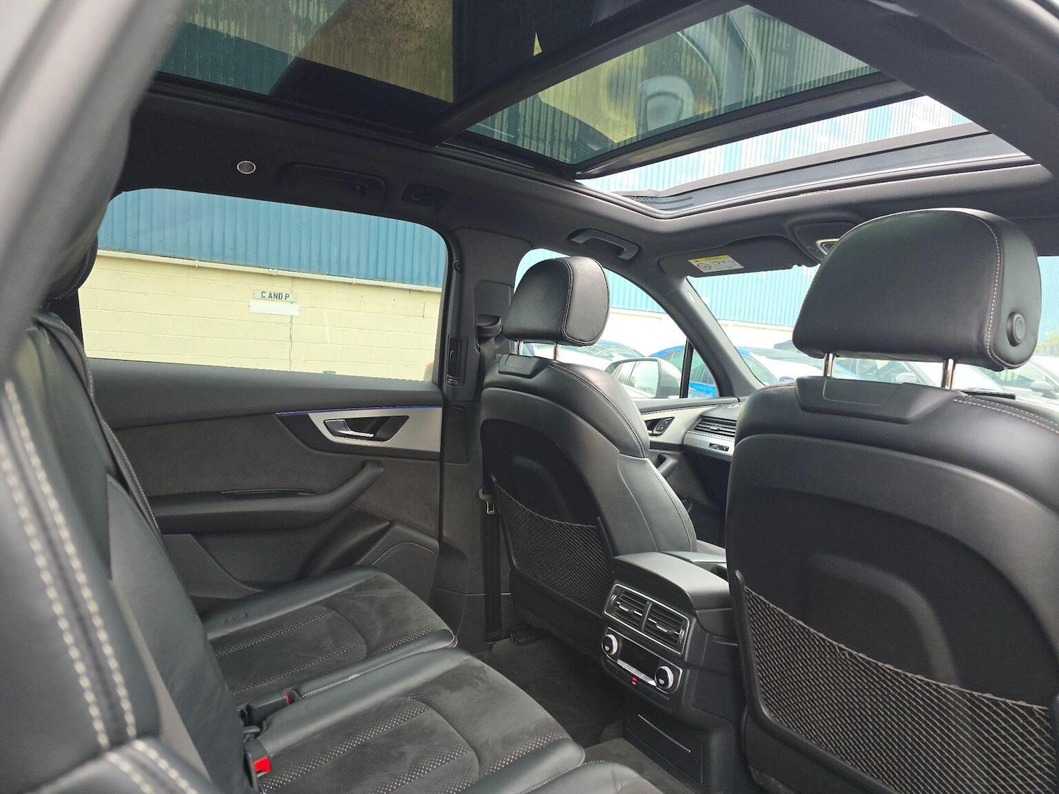 Used Audi Q7 2015 for sale - 76769226: Photo 19