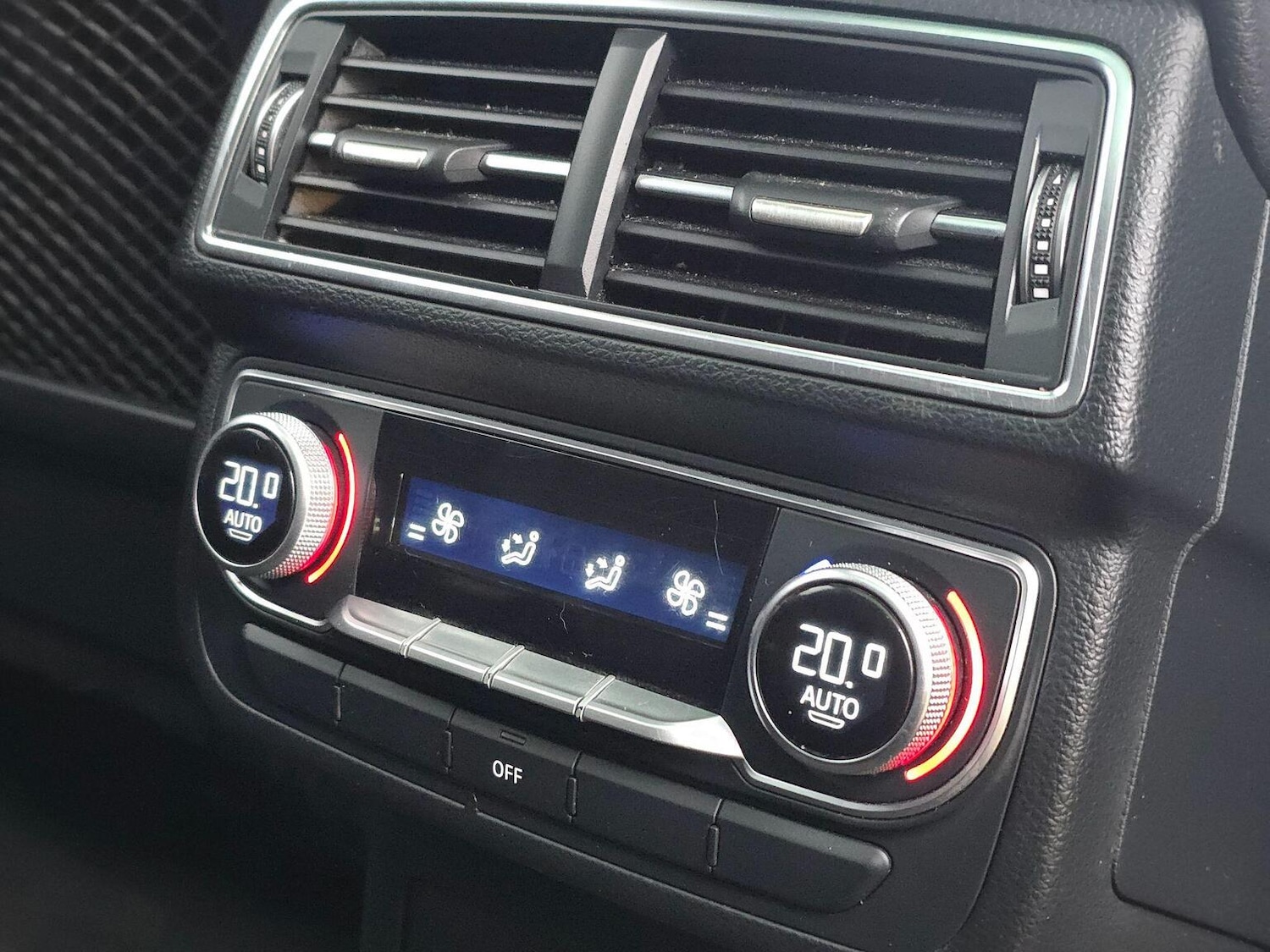 Used Audi Q7 2015 for sale - 76769226: Photo 30