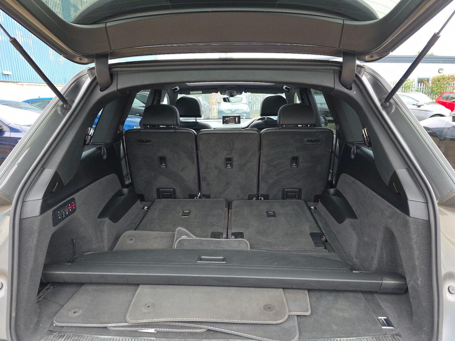 Used Audi Q7 2015 for sale - 76769226: Photo 42