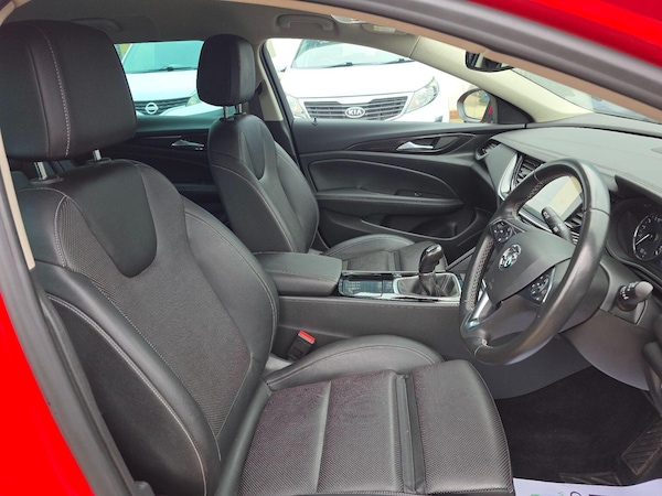 Used Vauxhall Insignia 2019 for sale - 76249318: Photo 2