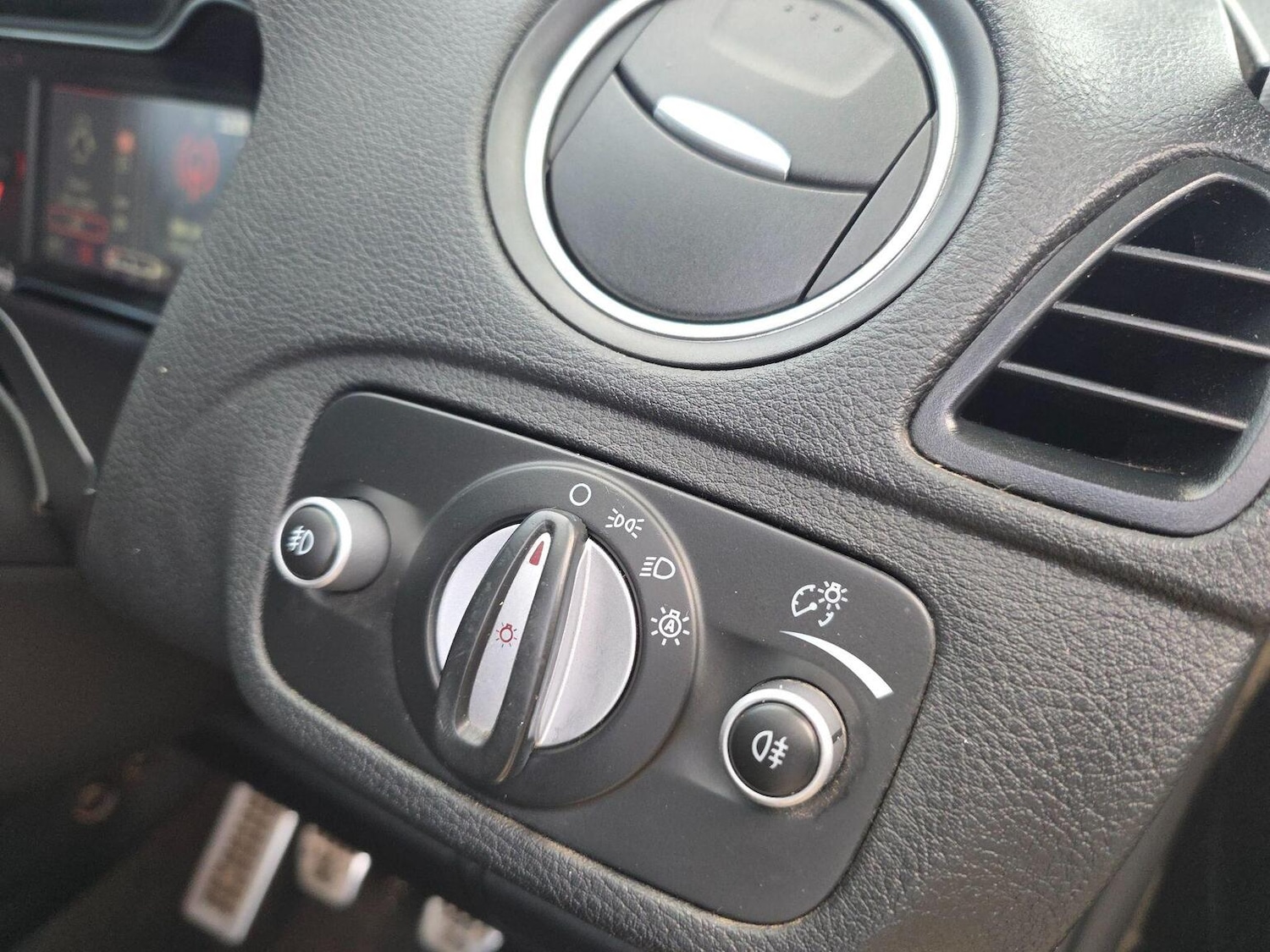 Used Ford S-Max 2013 for sale - 76455528: Photo 19