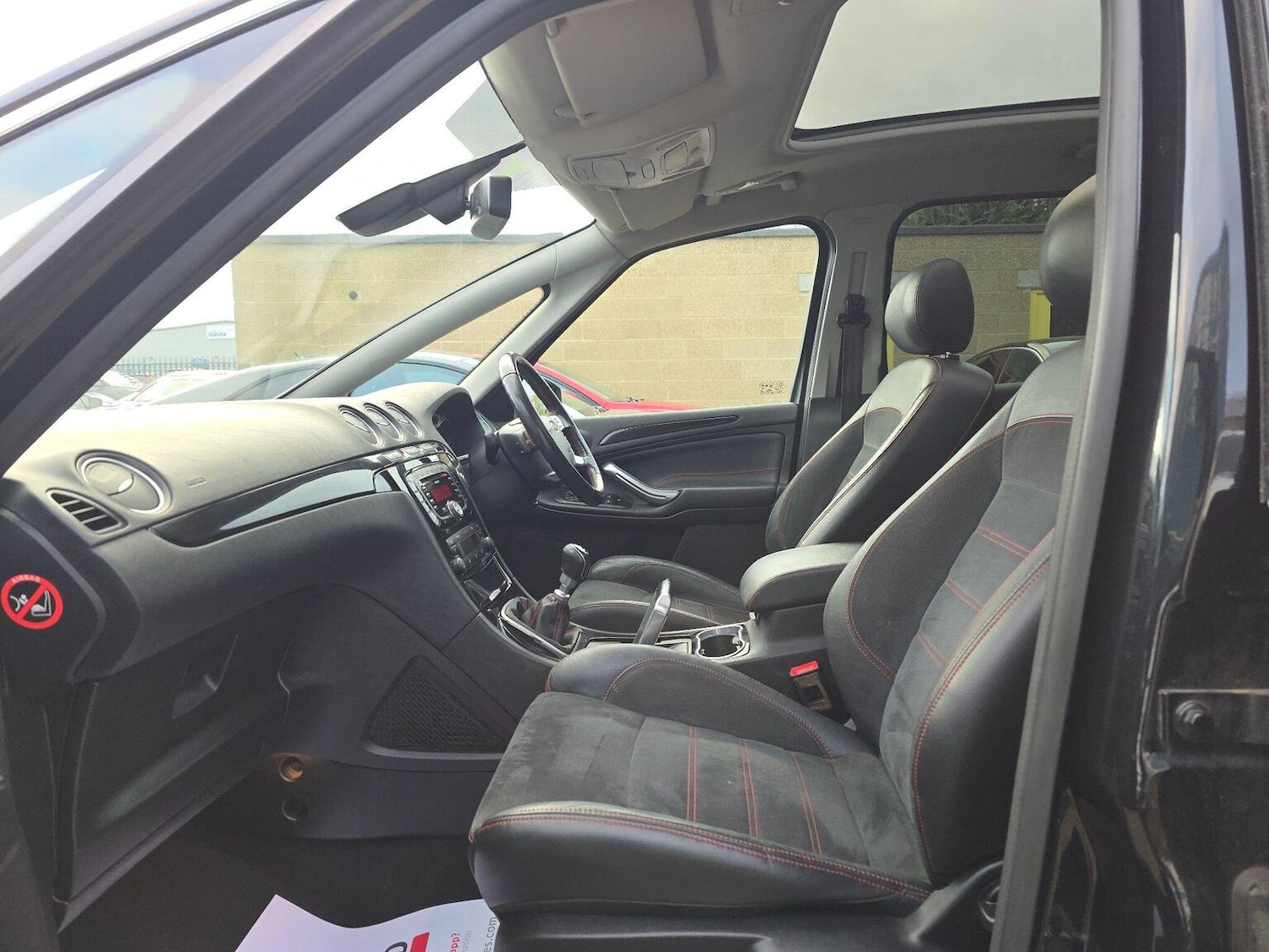 Used Ford S-Max 2013 for sale - 76455528: Photo 28