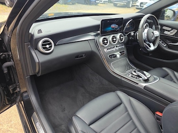 Used Mercedes-Benz C Class 2021 for sale - 79254962: Photo