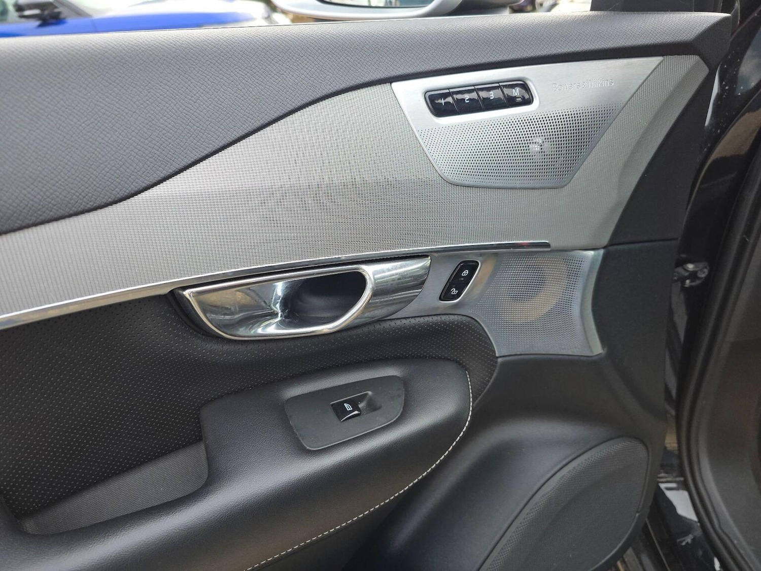 Used Volvo XC90 2015 for sale - 76358203: Photo 25