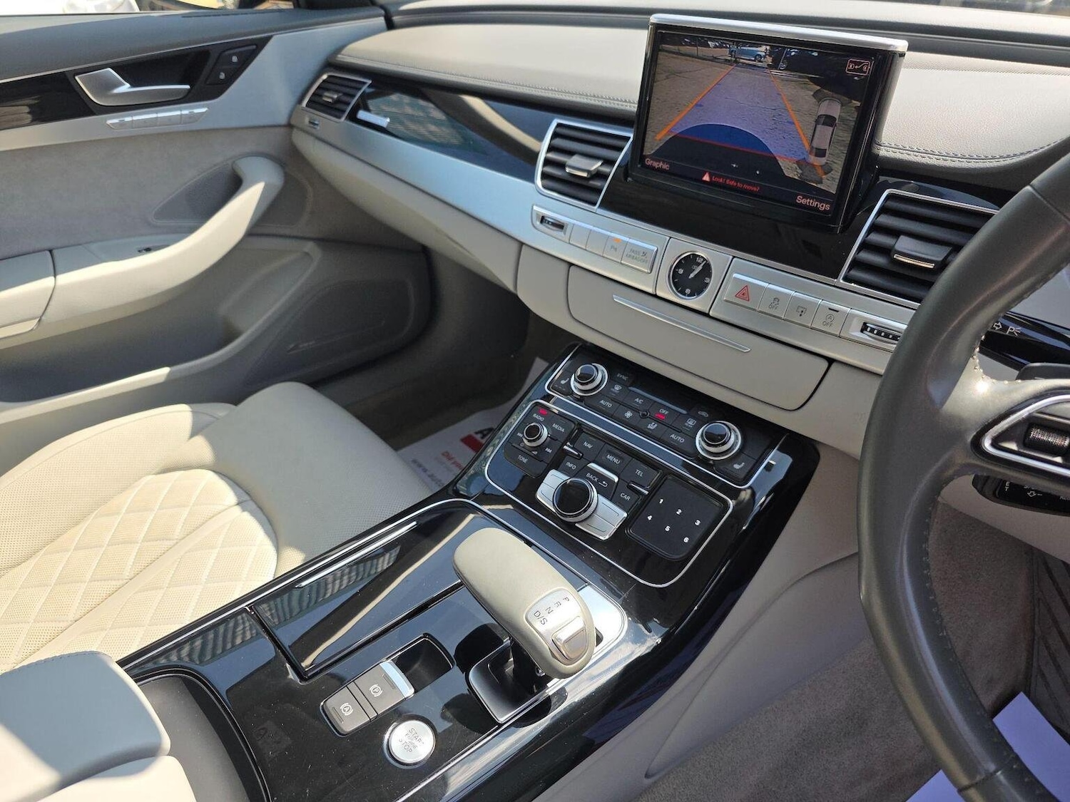 Used Audi A8 2016 for sale - 76107382: Photo 12
