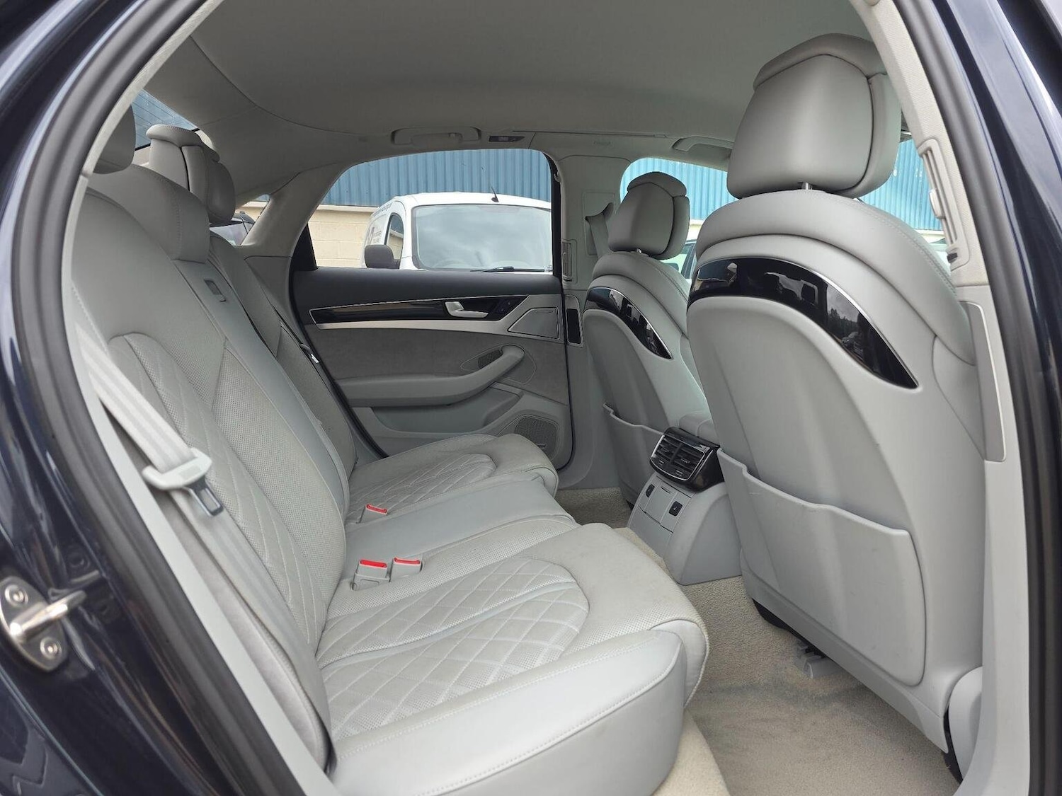 Used Audi A8 2016 for sale - 76107382: Photo 14