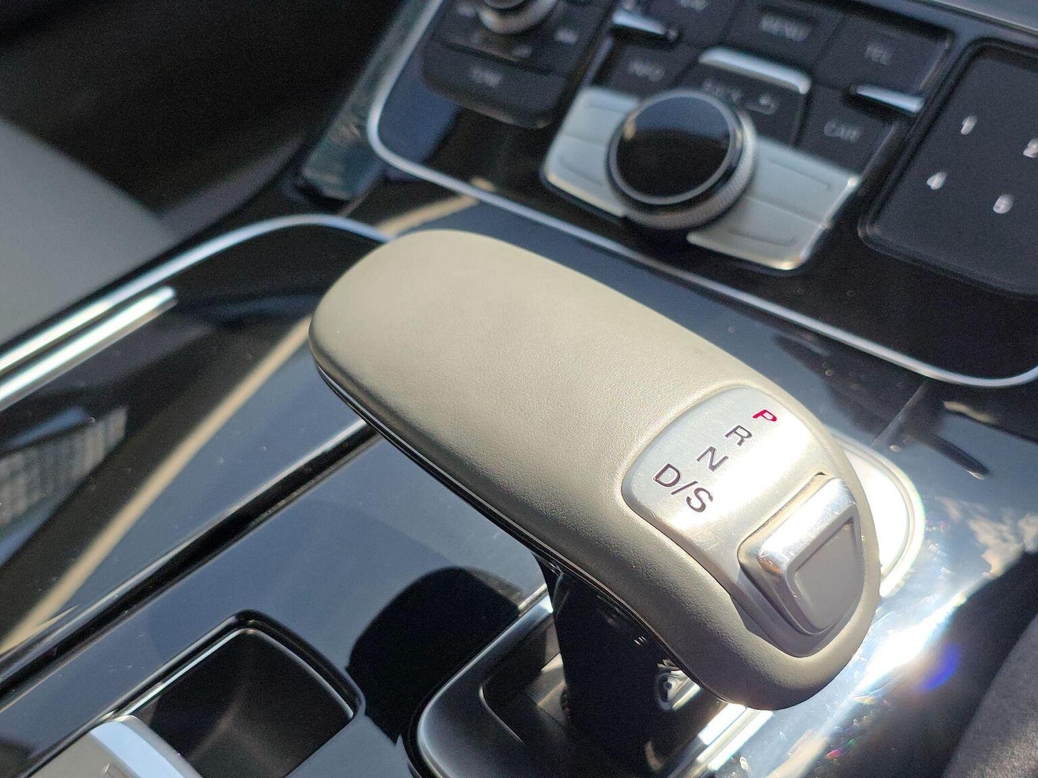 Used Audi A8 2016 for sale - 76107382: Photo 18