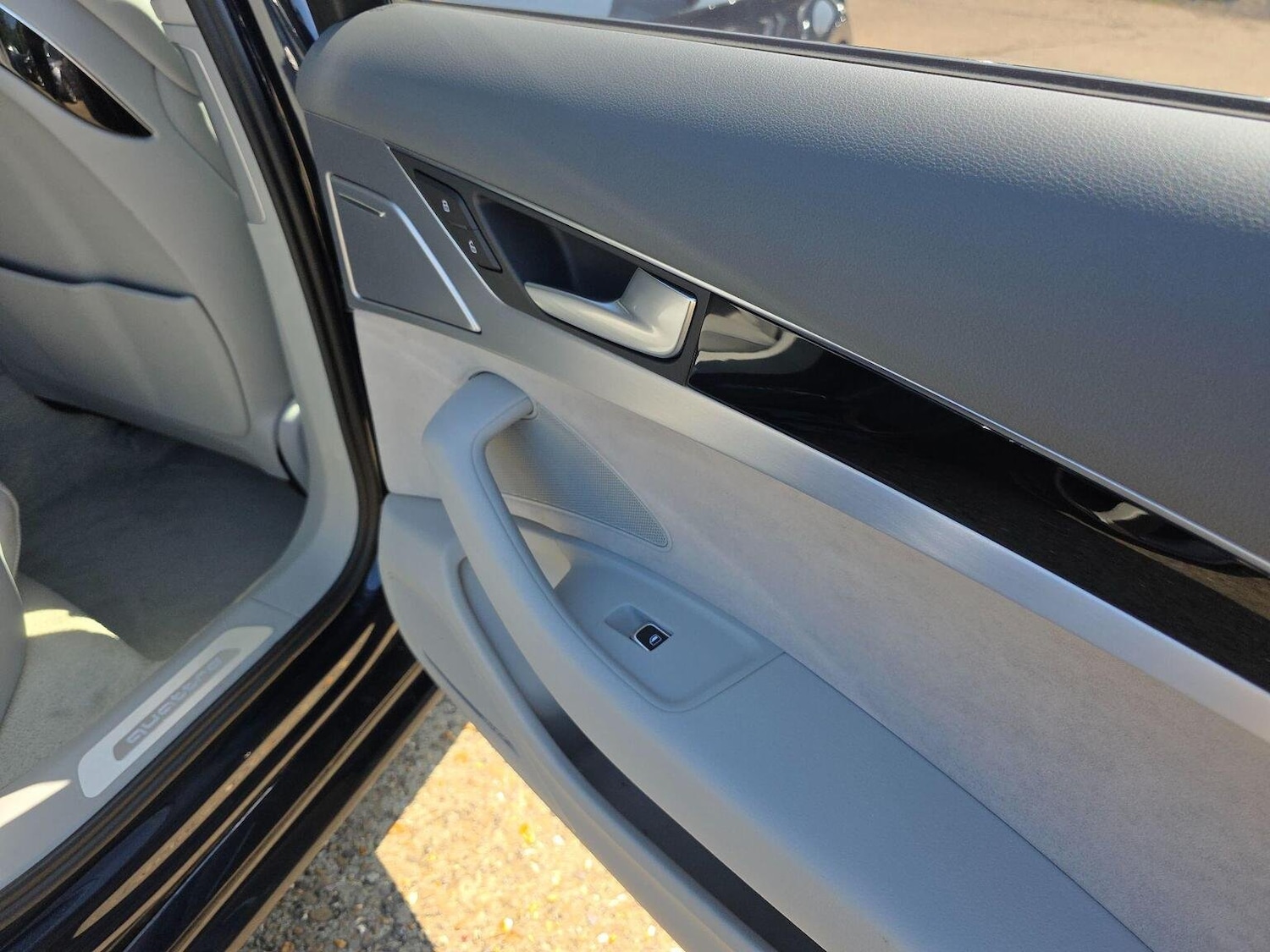 Used Audi A8 2016 for sale - 76107382: Photo 33