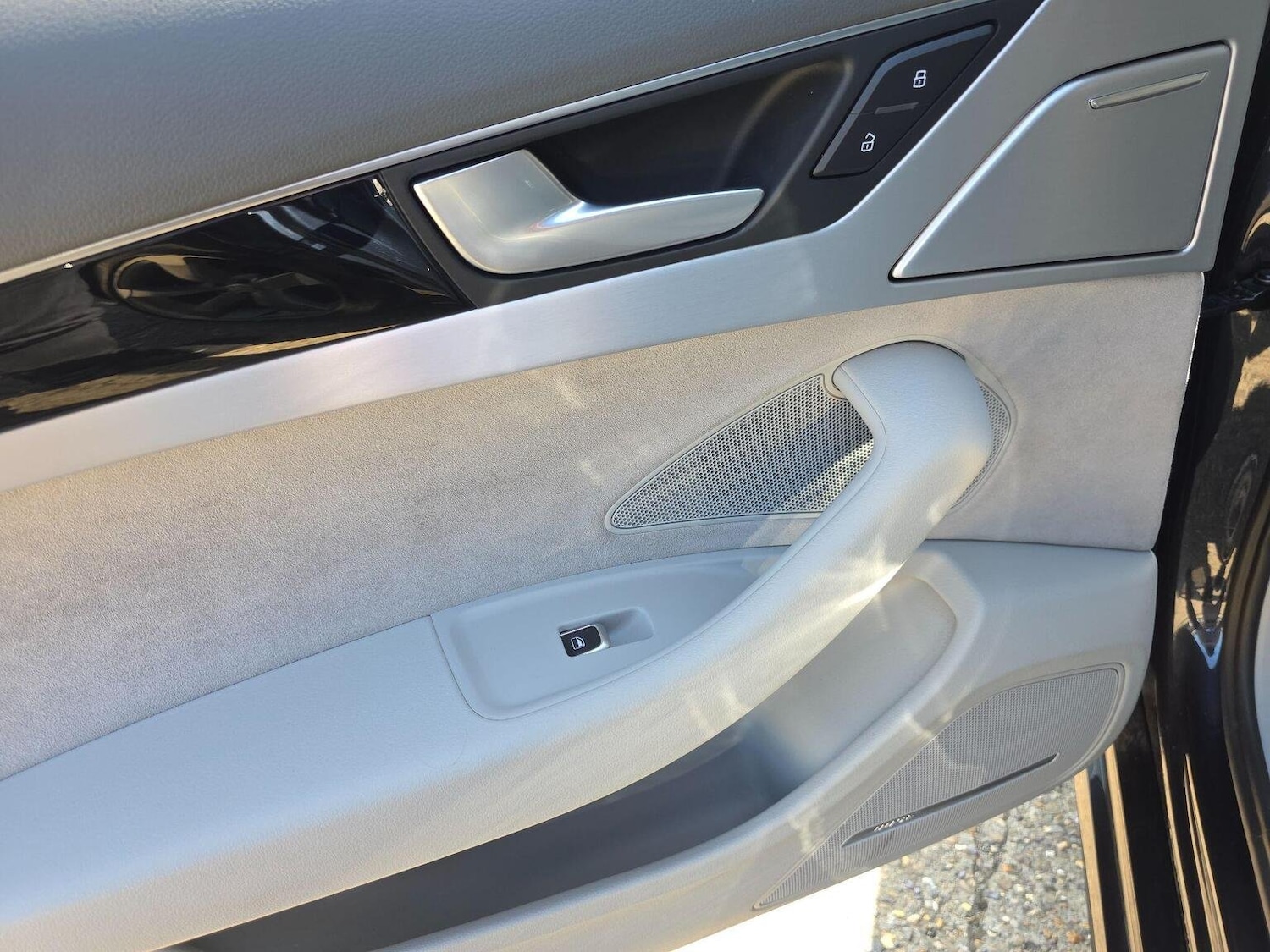 Used Audi A8 2016 for sale - 76107382: Photo 34