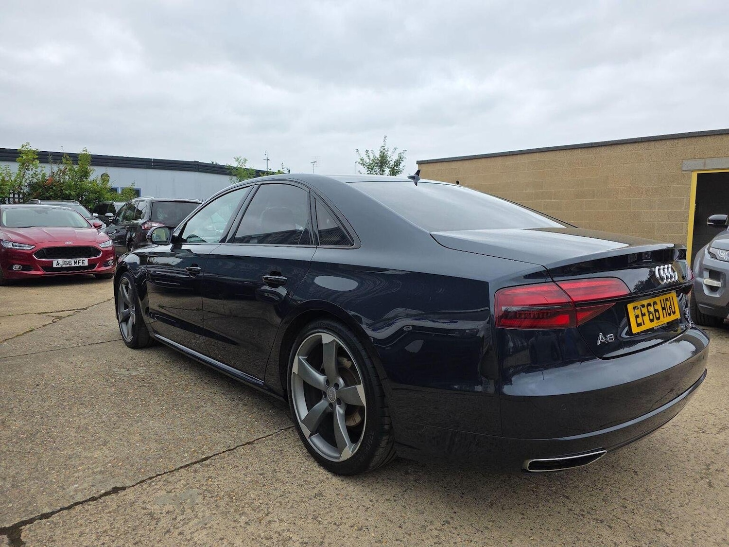 Used Audi A8 2016 for sale - 76107382: Photo 4
