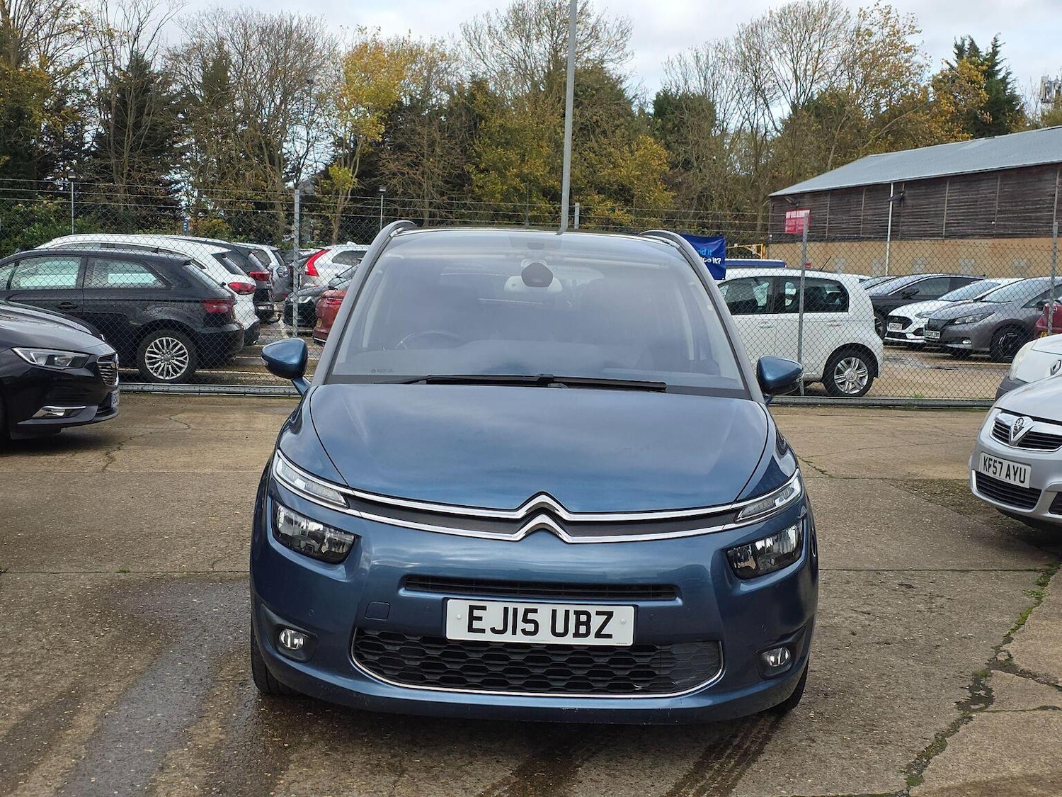 Used Citroen C4 Grand Picasso 2015 for sale - 76455418: Photo 2