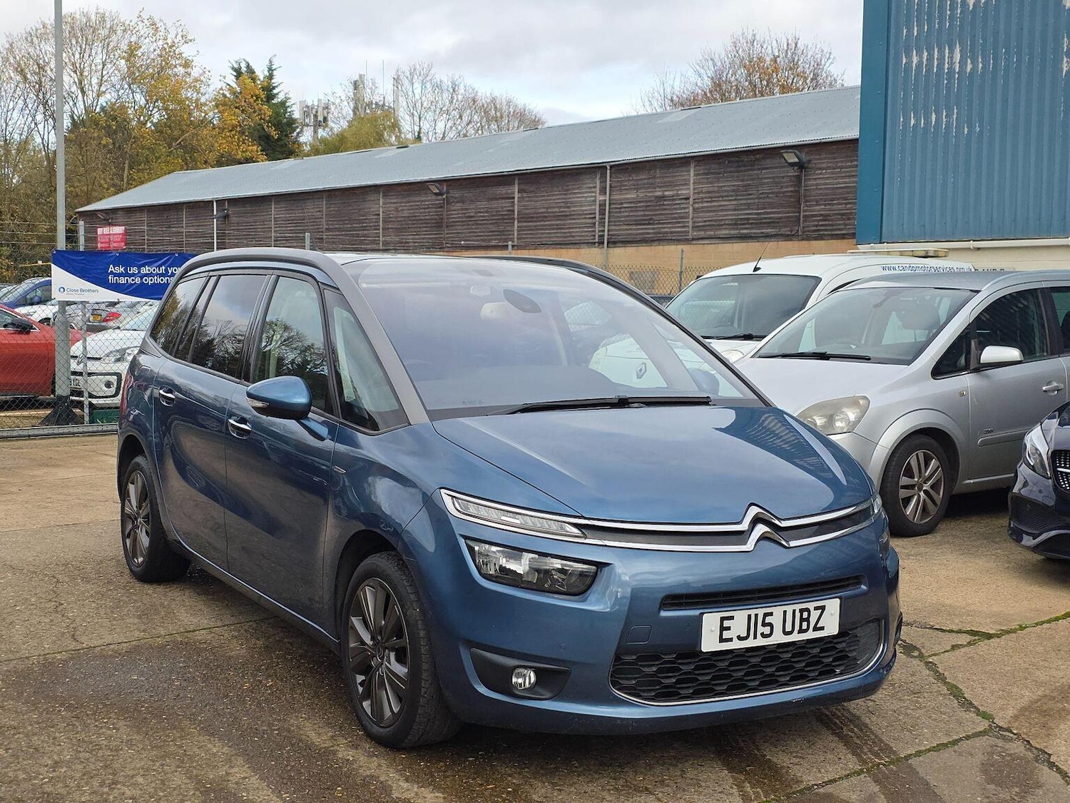Used Citroen C4 Grand Picasso 2015 for sale - 76455418: Photo 5