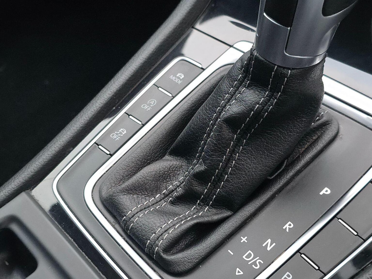 Used Volkswagen Golf 2017 for sale - 76525730: Photo 10