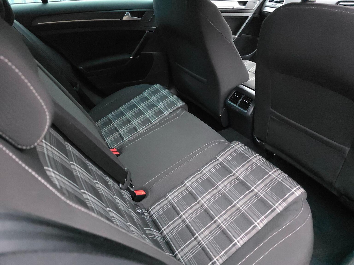 Used Volkswagen Golf 2017 for sale - 76525730: Photo 15