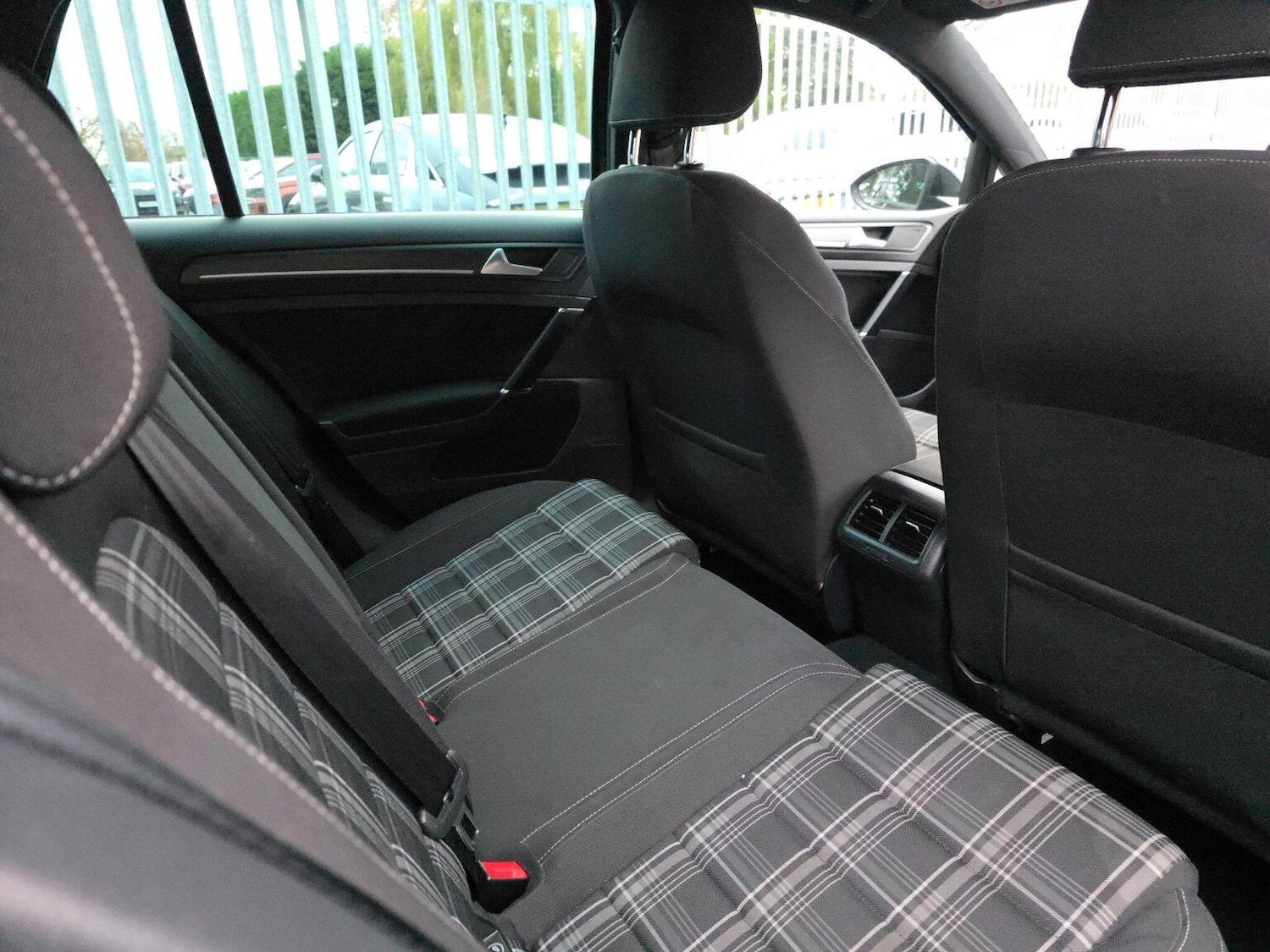 Used Volkswagen Golf 2017 for sale - 76525730: Photo 16