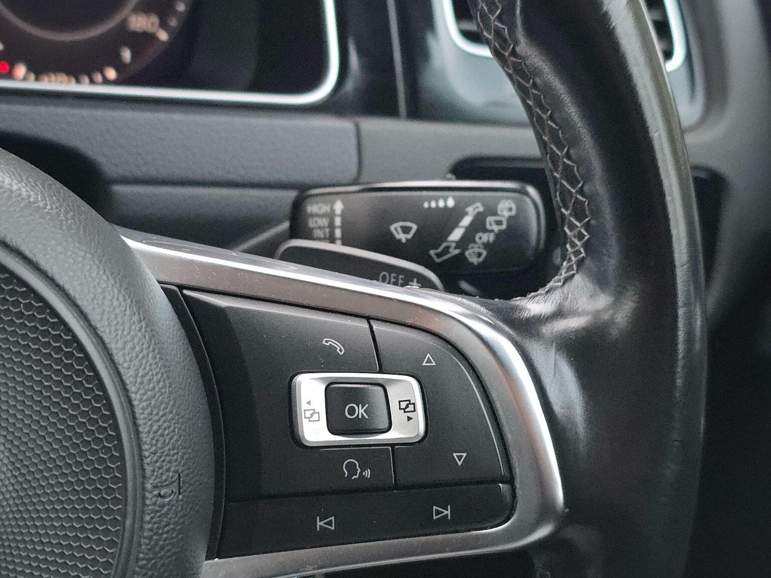 Used Volkswagen Golf 2017 for sale - 76525730: Photo 18