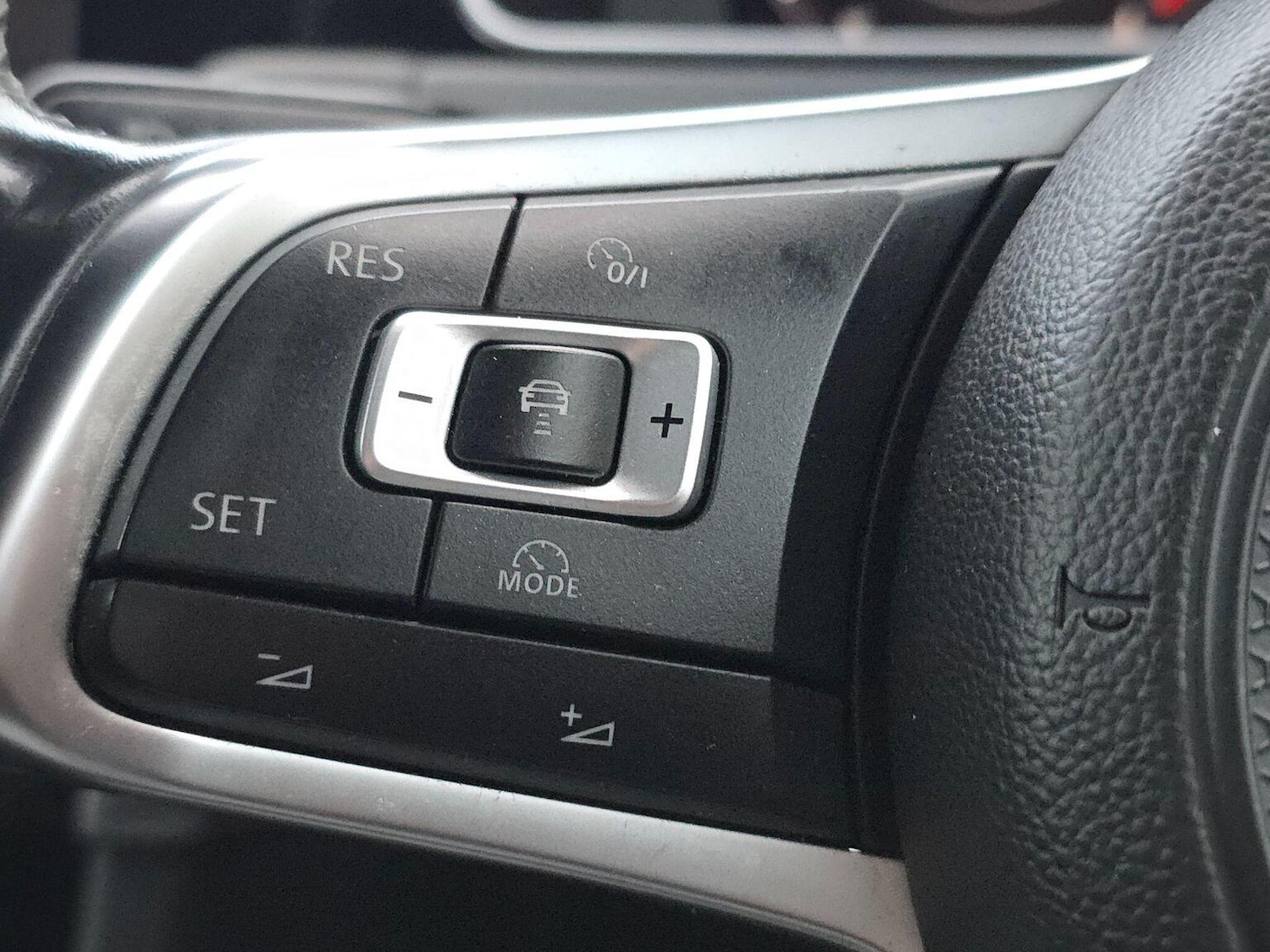 Used Volkswagen Golf 2017 for sale - 76525730: Photo 19