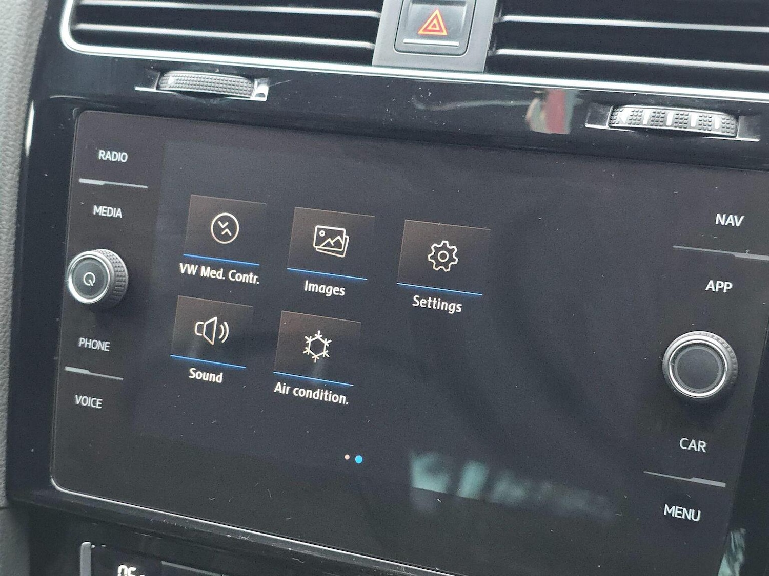 Used Volkswagen Golf 2017 for sale - 76525730: Photo 28