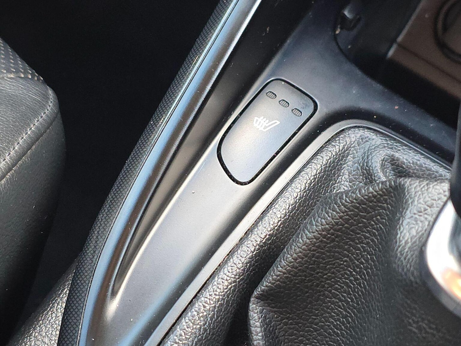 Used Kia Carens 2015 for sale - 76439923: Photo 16